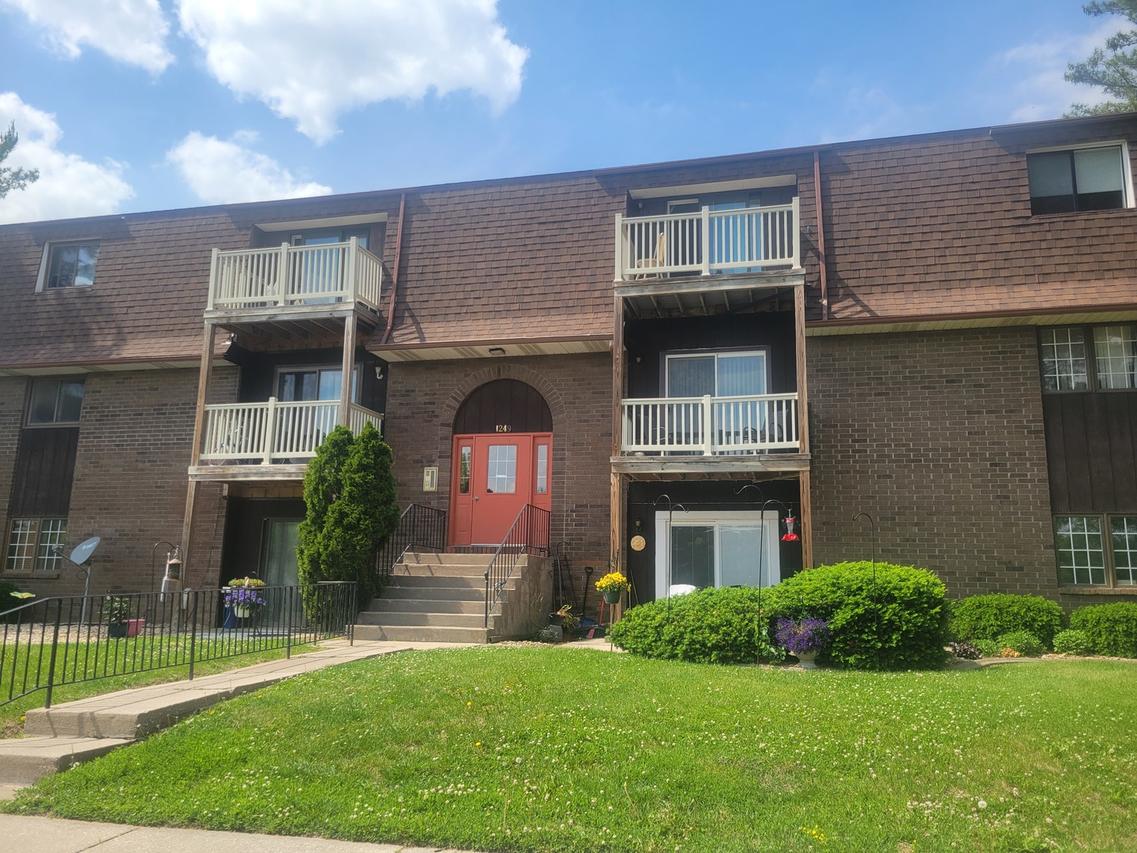 1249 48th Ave Ave. #19, East Moline, IL 61244
