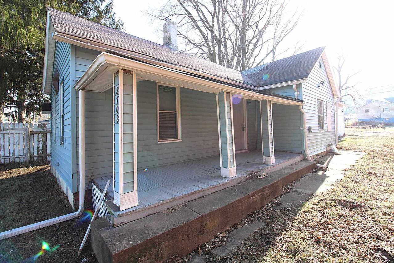 2708 7th Ave., Rock Island, IL 61201