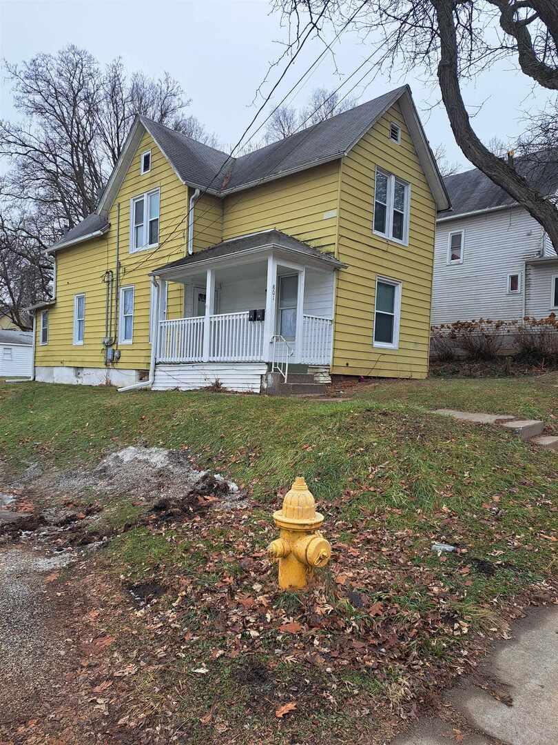 801 41st St St., Rock Island, IL 61201