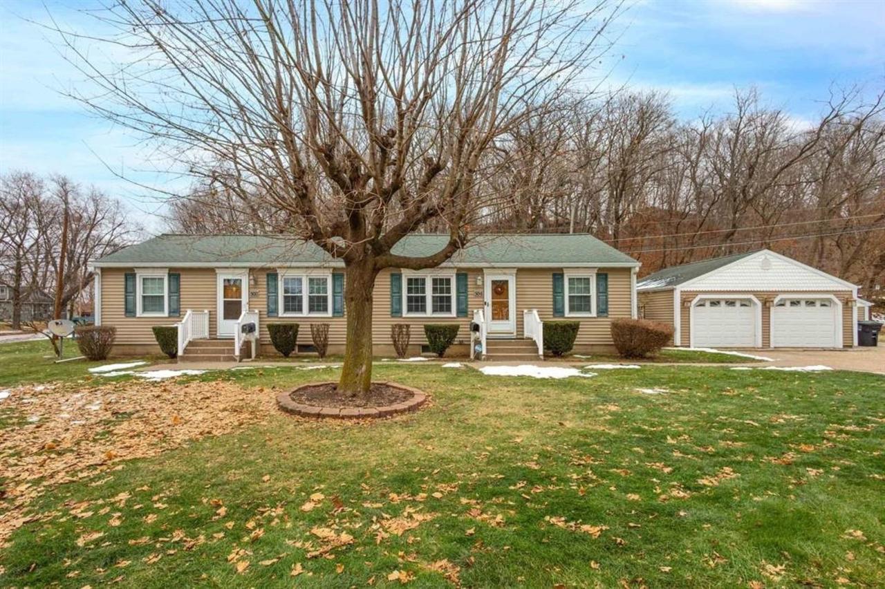 [Address Hidden by Seller], Moline, IL 61265