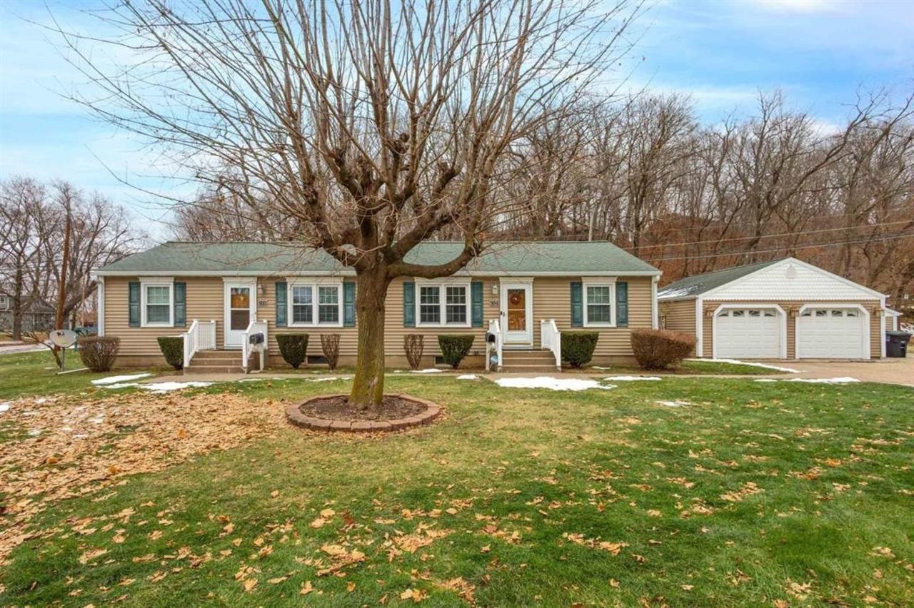 502 - 504 48th St., Moline, IL 61265