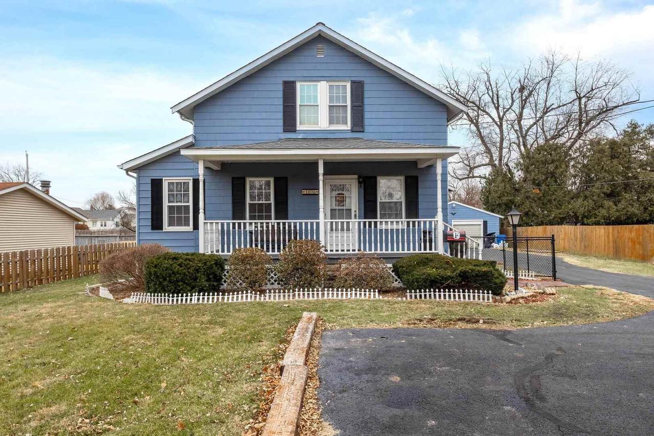 1806 41st St., Moline, IL 61265