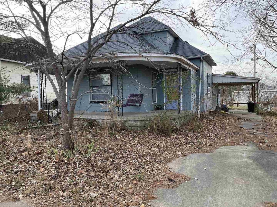 209 S 16th St., Herrin, IL 62948