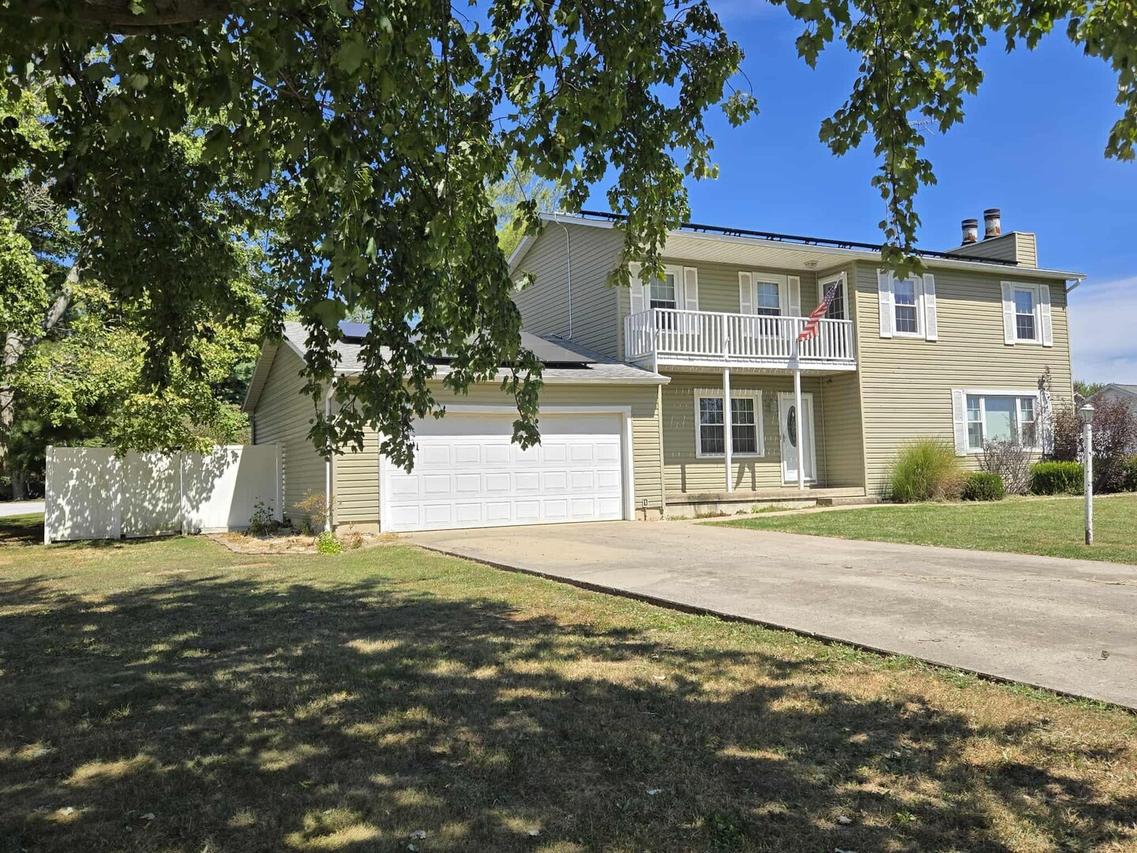 108 Mockingbird Ln., Woodlawn, IL 62898