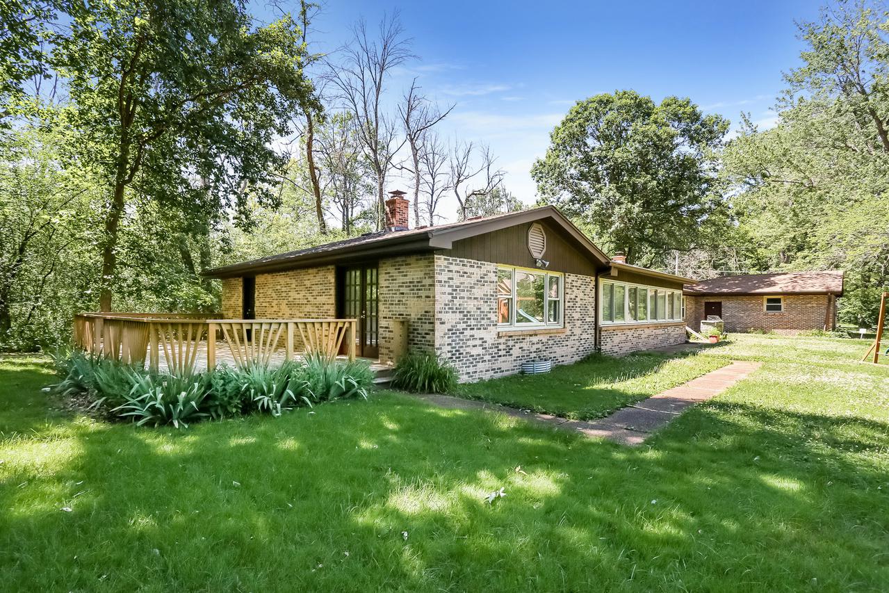 4765 Forest View Dr., Northbrook, IL 60062