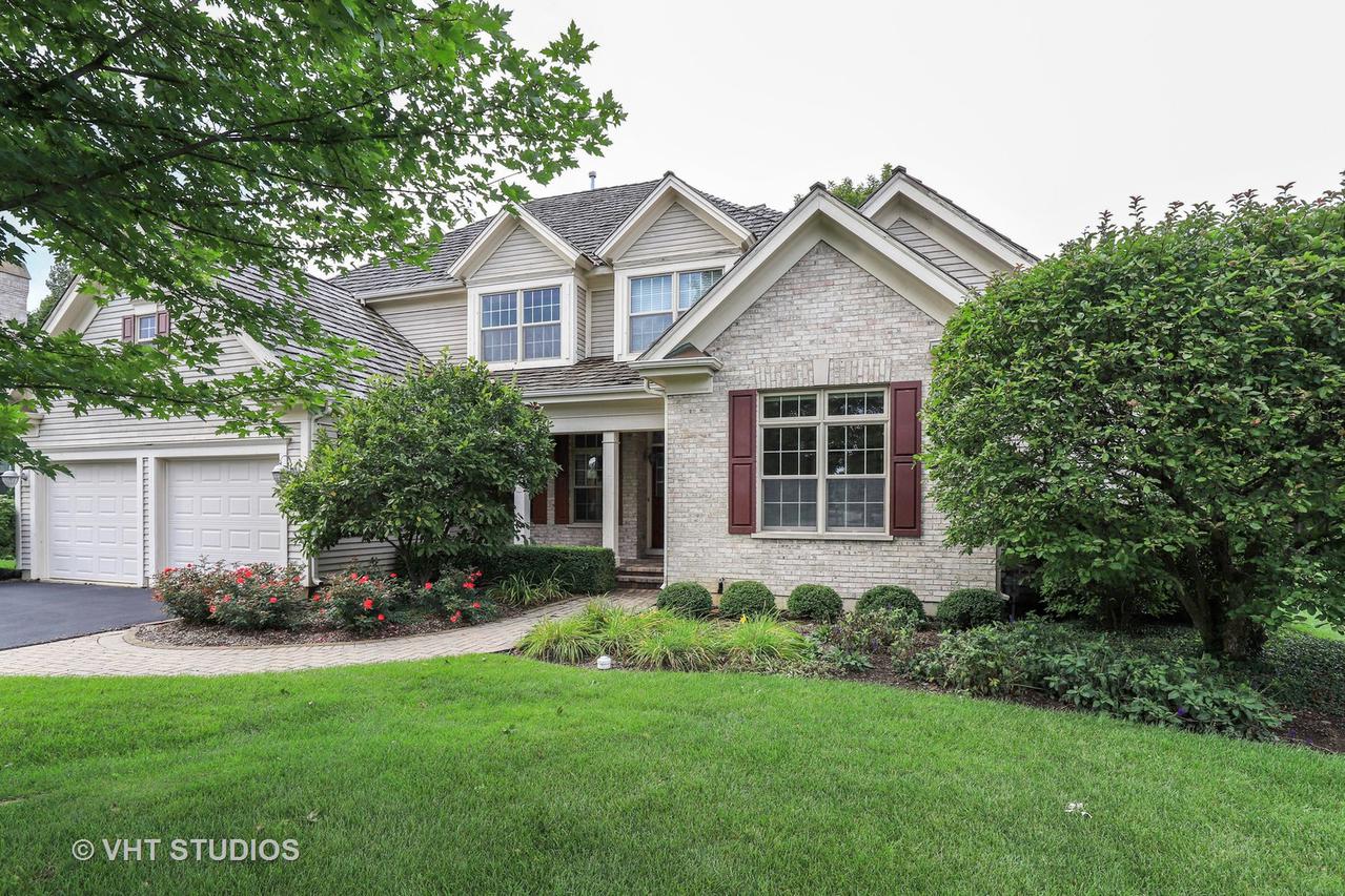 1700 River Birch Way, Libertyville, IL 60048