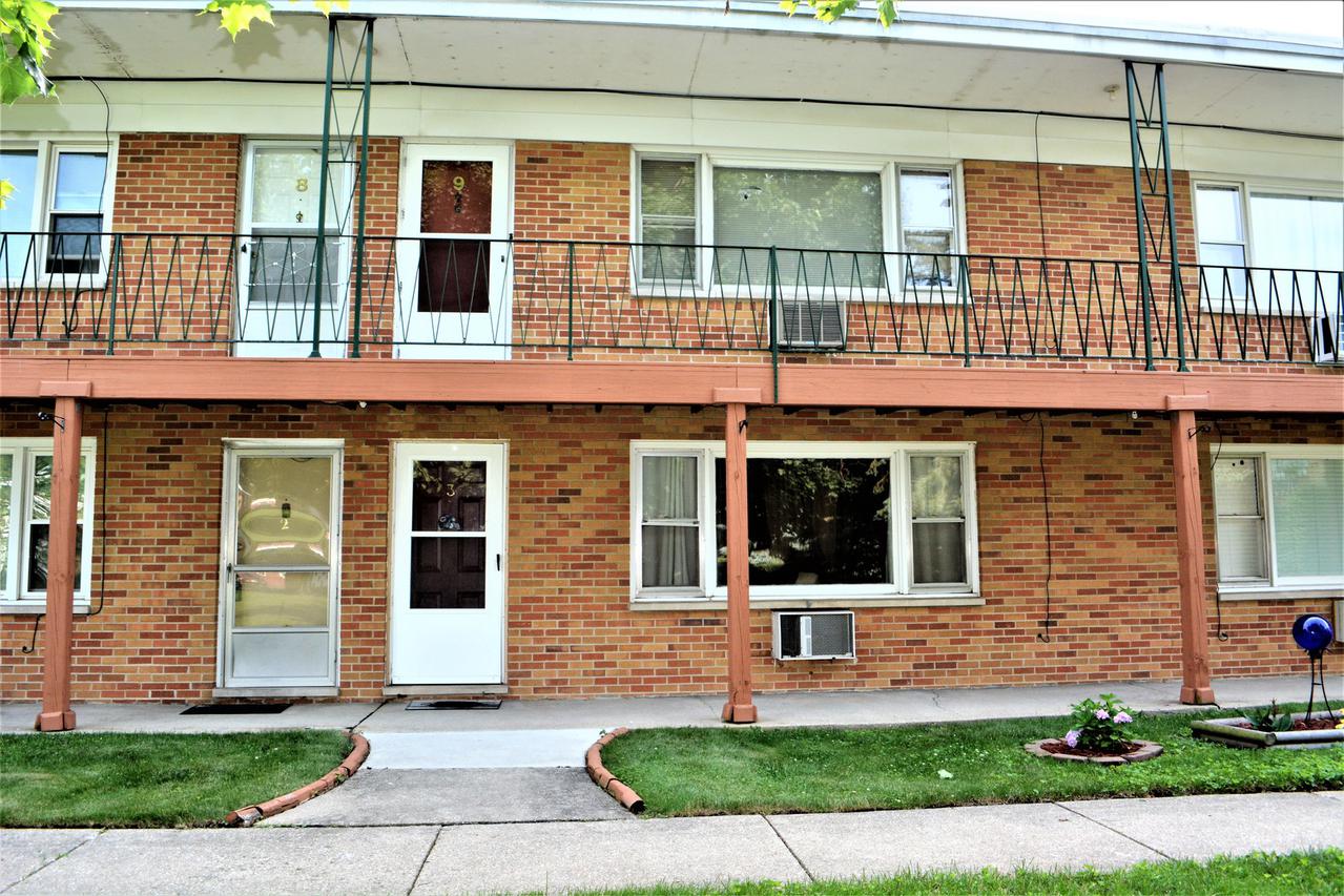 241 Northway Park Rd. #9, Machesney Park, IL 61115