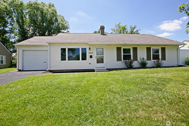 121 Edgewood Dr., Streamwood, IL 60107