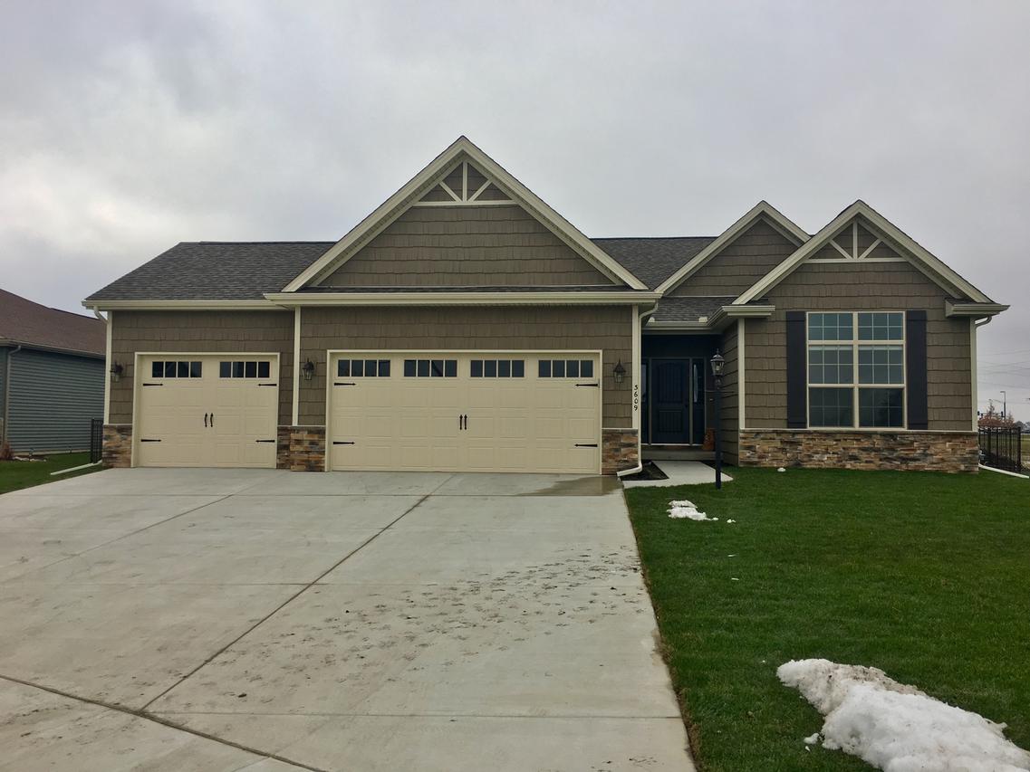 3609 Freedom Blvd., Champaign, IL 61822