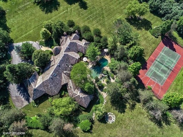 10 Oak Lake Dr., Barrington Hills, IL 60010