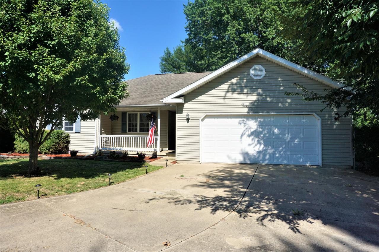 267 Washington Ct., Arcola, IL 61910