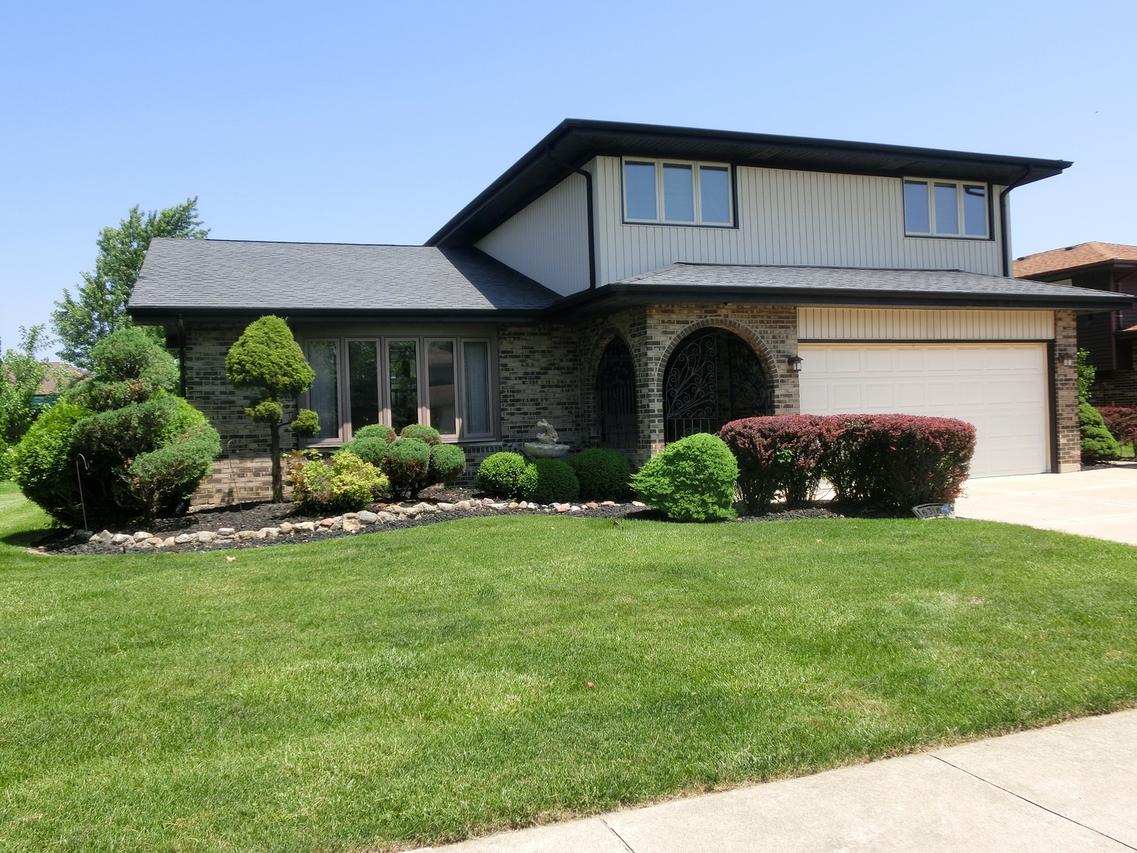 8318 163rd St., Tinley Park, IL 60477