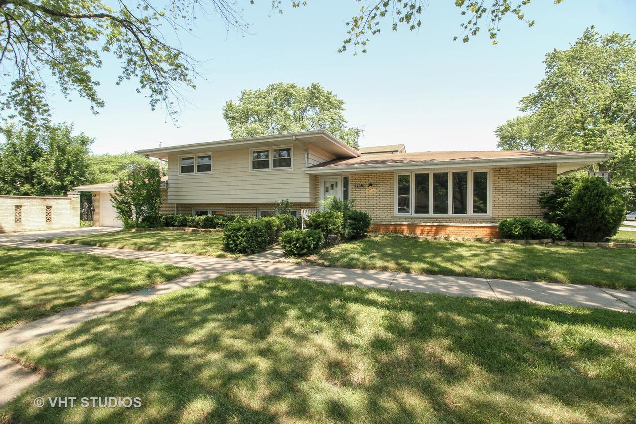 9736 S Kolmar Ave., Oak Lawn, IL 60453