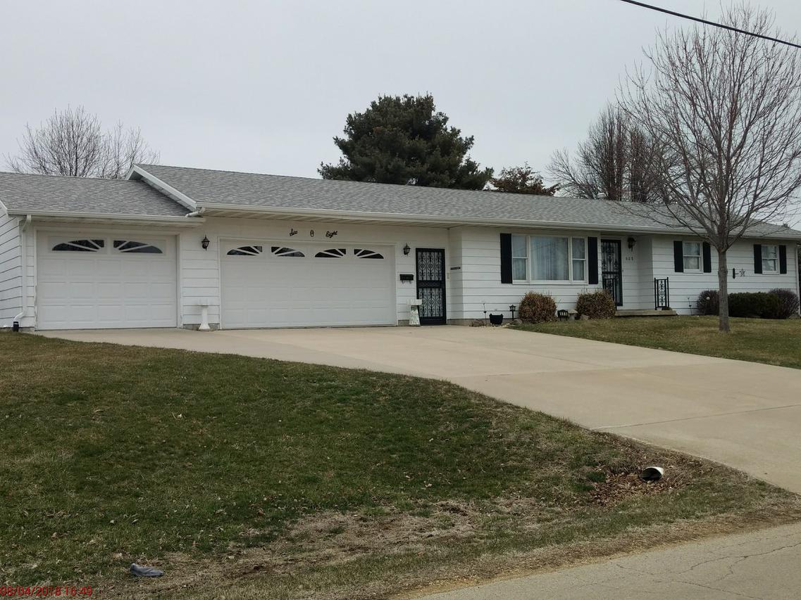 608 E Oregon St., Polo, IL 61064