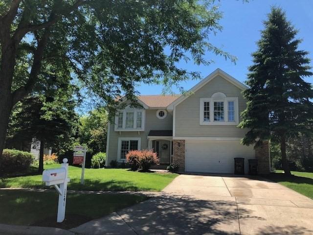 1291 Knollwood Cir., Crystal Lake, IL 60014