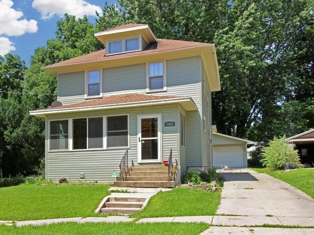 1462 S High Ave., Freeport, IL 61032