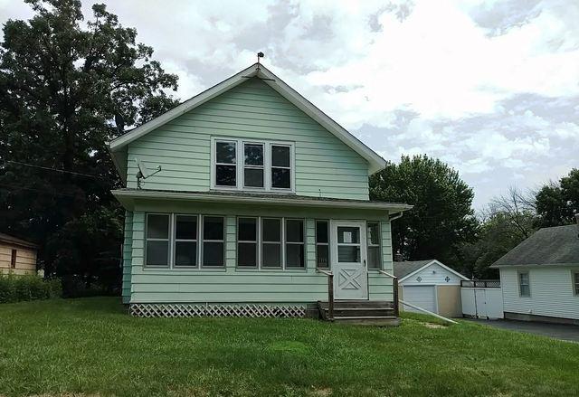 1715 S Oak Ave., Freeport, IL 61032