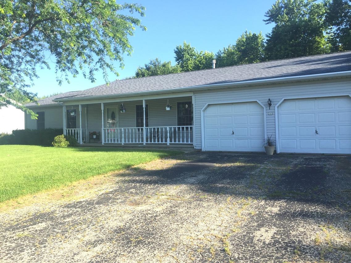260 Brookside Dr., Paw Paw, IL 61353