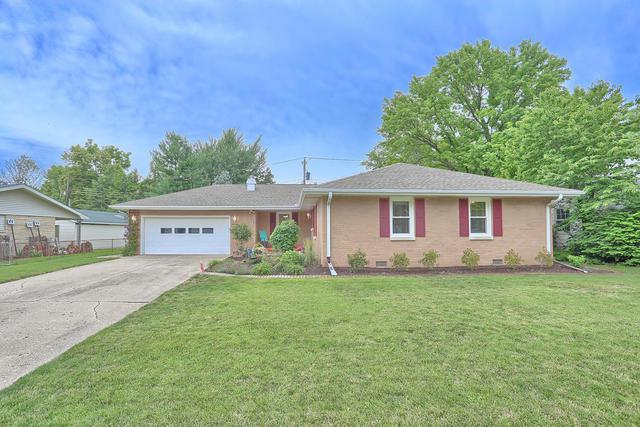 1206 Foothill Dr., Champaign, IL 61821