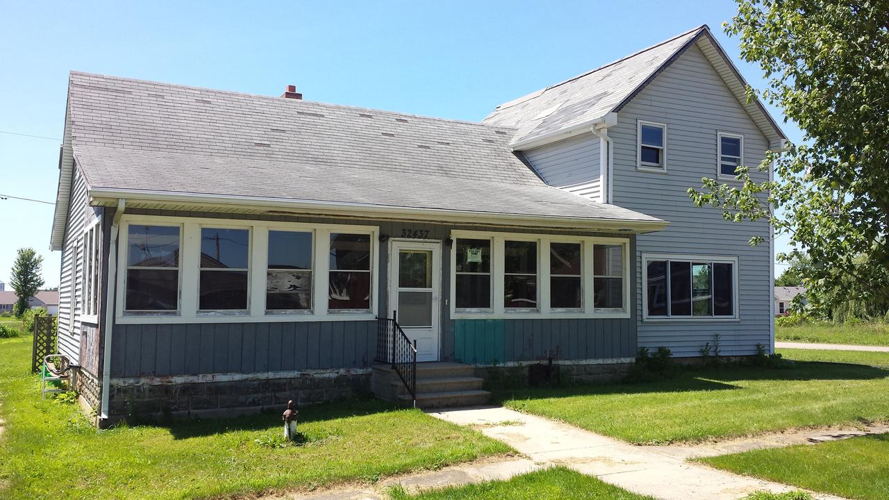 32437 White St., Kirkland, IL 60146