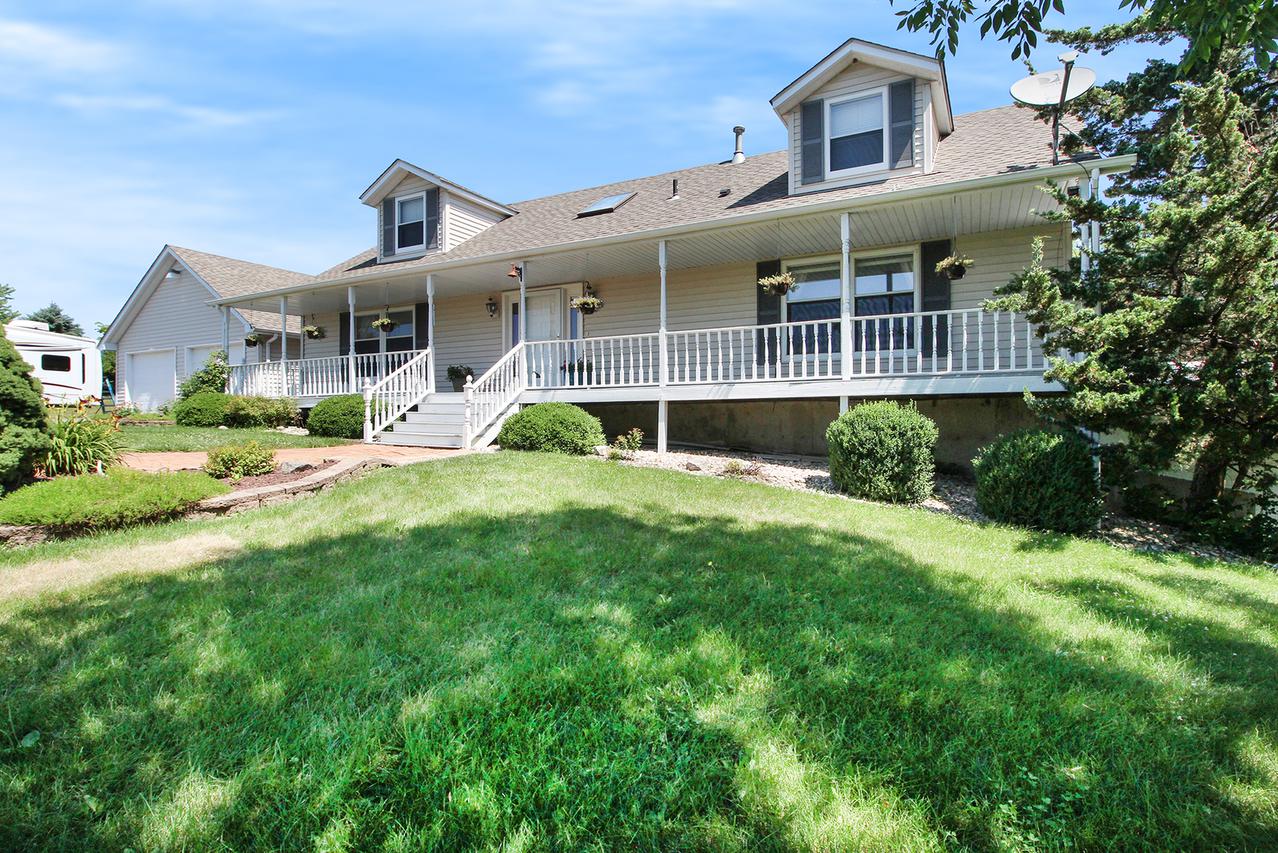2525 N 4250th Rd., Sheridan, IL 60551