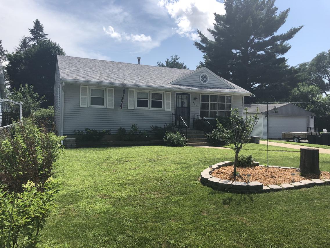 809 Evans Ave., Machesney Park, IL 60115