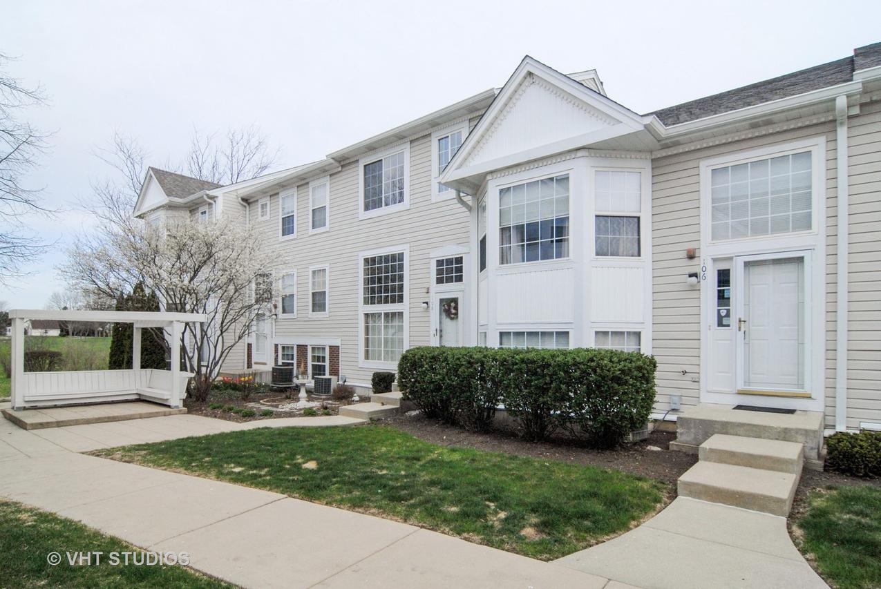 106 Hidden Creek Ln. #---, North Aurora, IL 60542