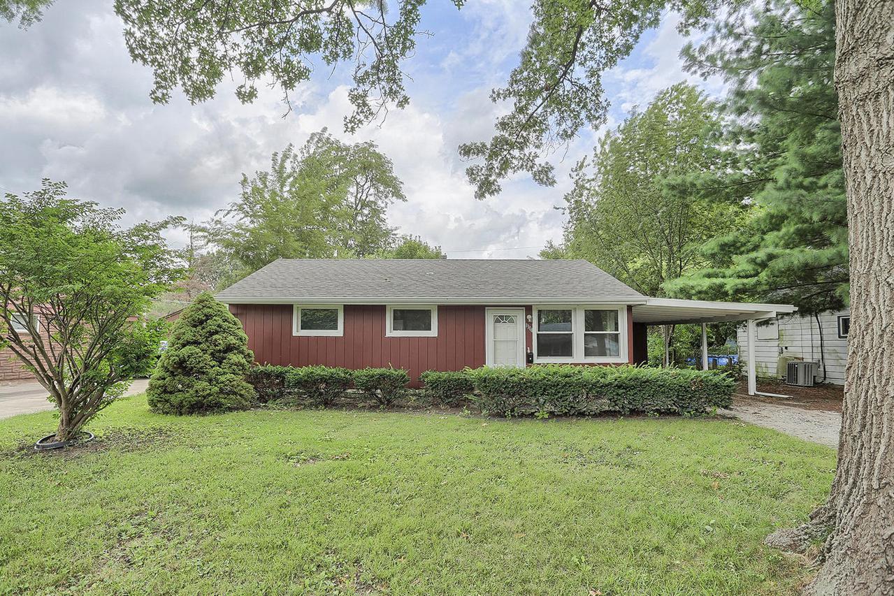 1304 Joanne Ln., Champaign, IL 61821