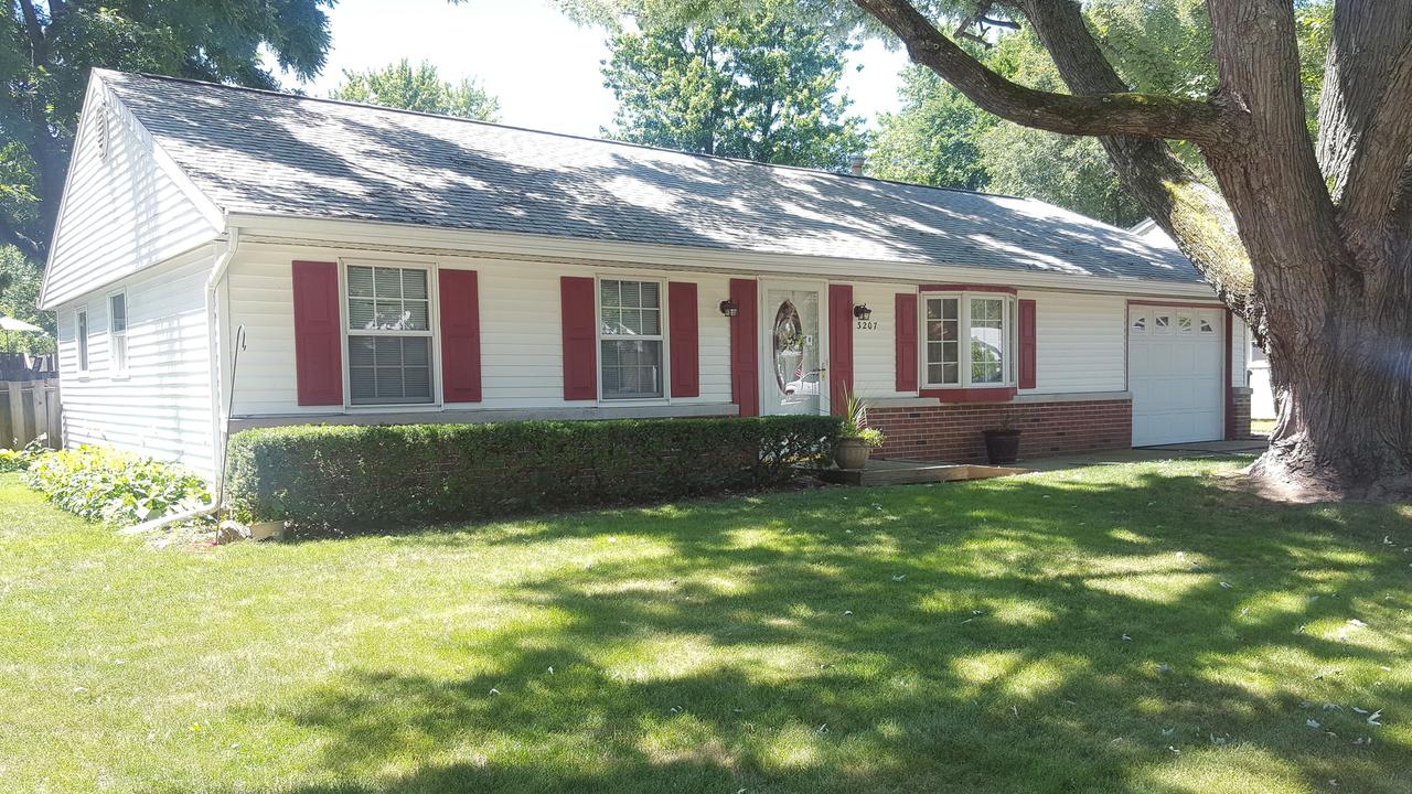 3207 Sylvan Dr., Champaign, IL 61822