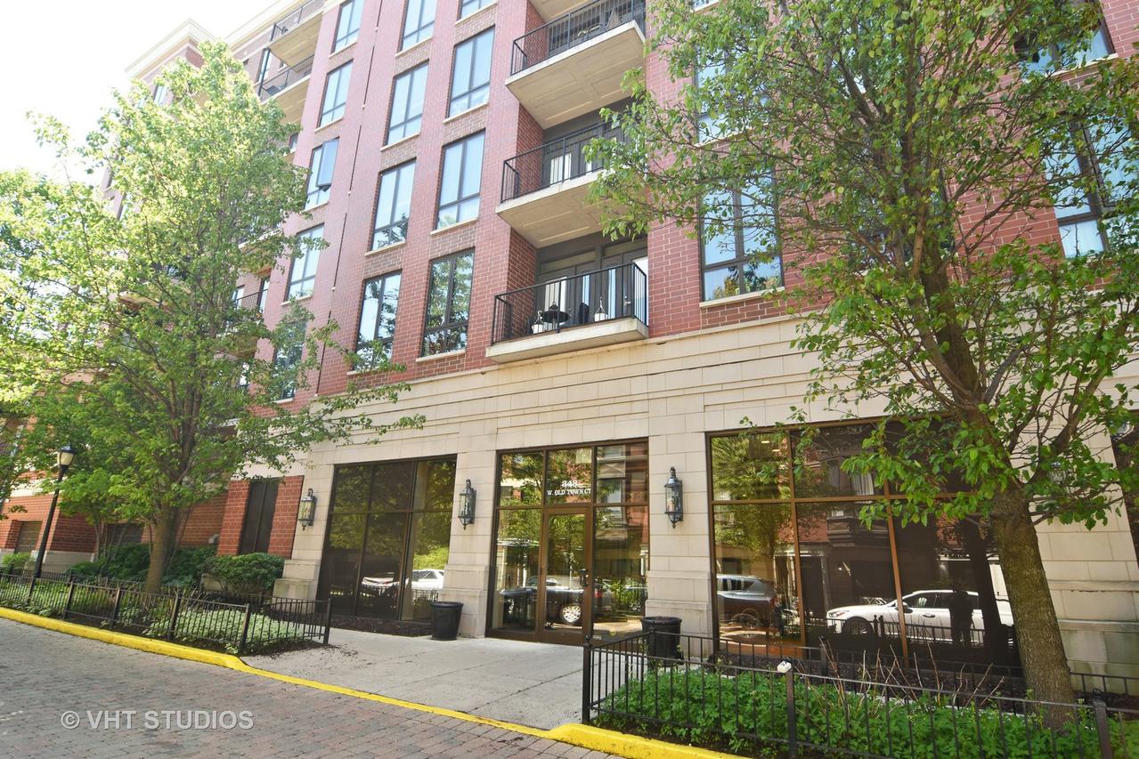 343 W Old Town Ct. #304, Chicago, IL 60610