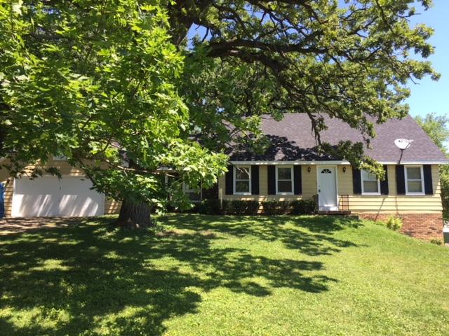 5800 Edgewood Rd., Crystal Lake, IL 60012