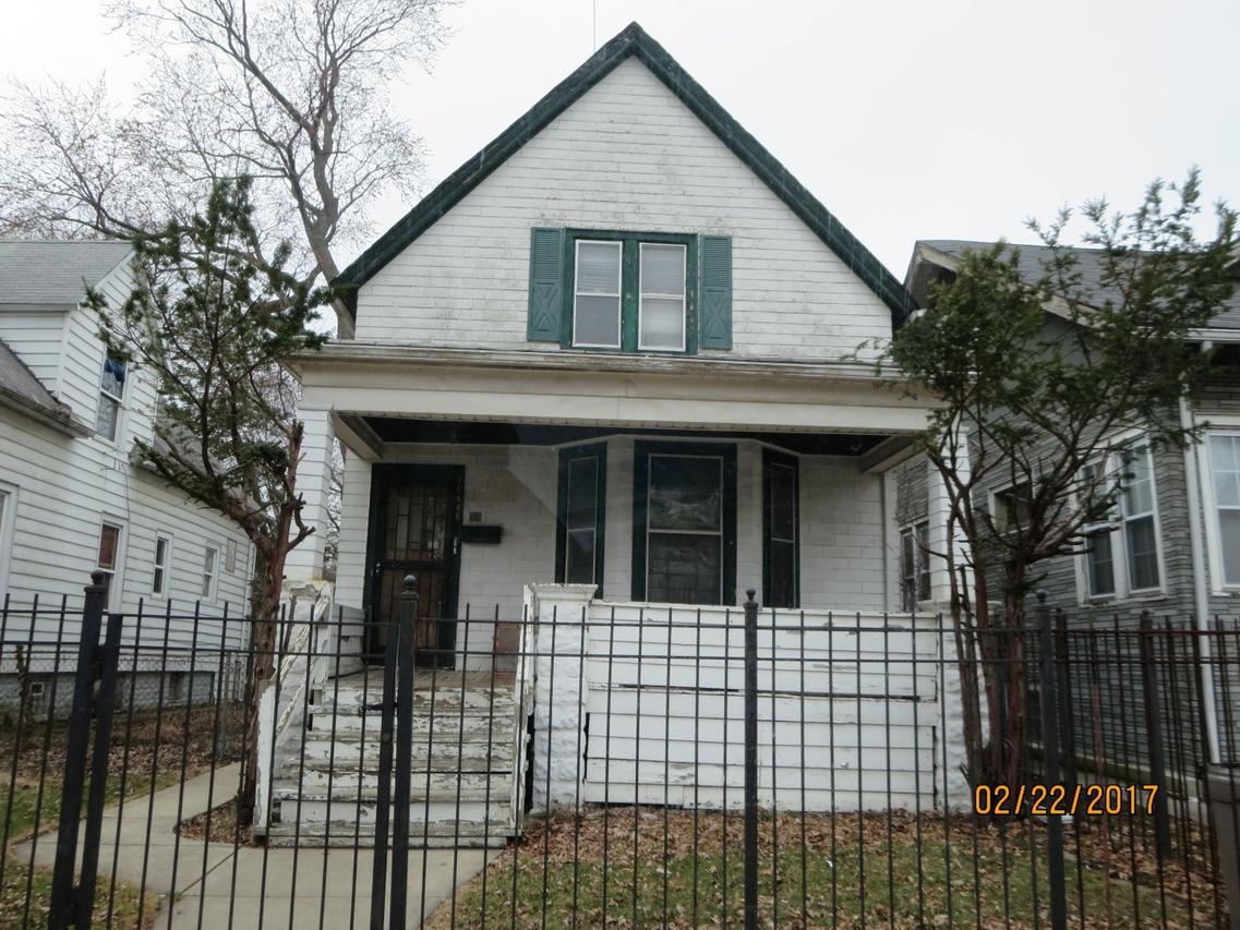 10446 S State St., Chicago, IL 60628