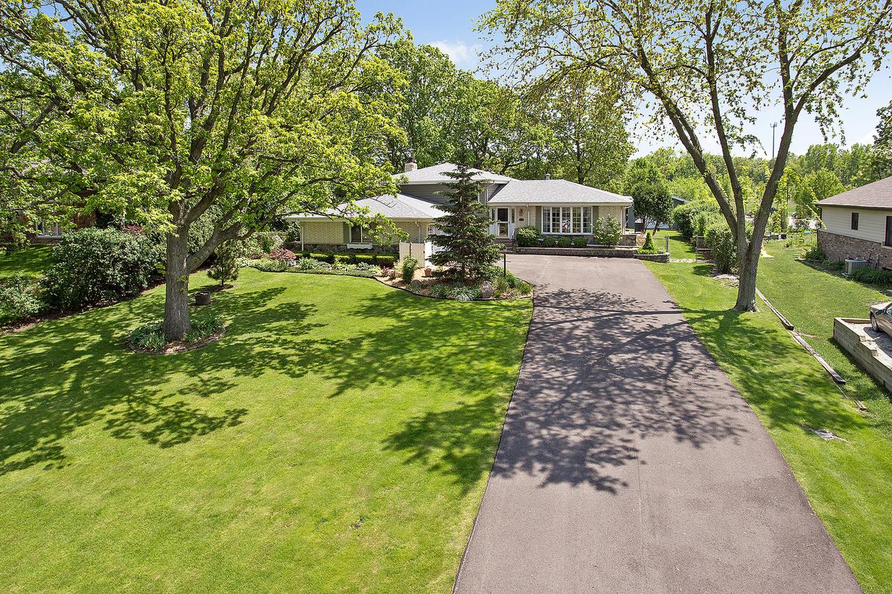 12826 Artesian St., Lemont, IL 60439