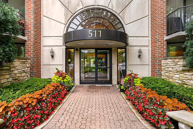 511 Aurora Ave. #506, Naperville, IL 60540
