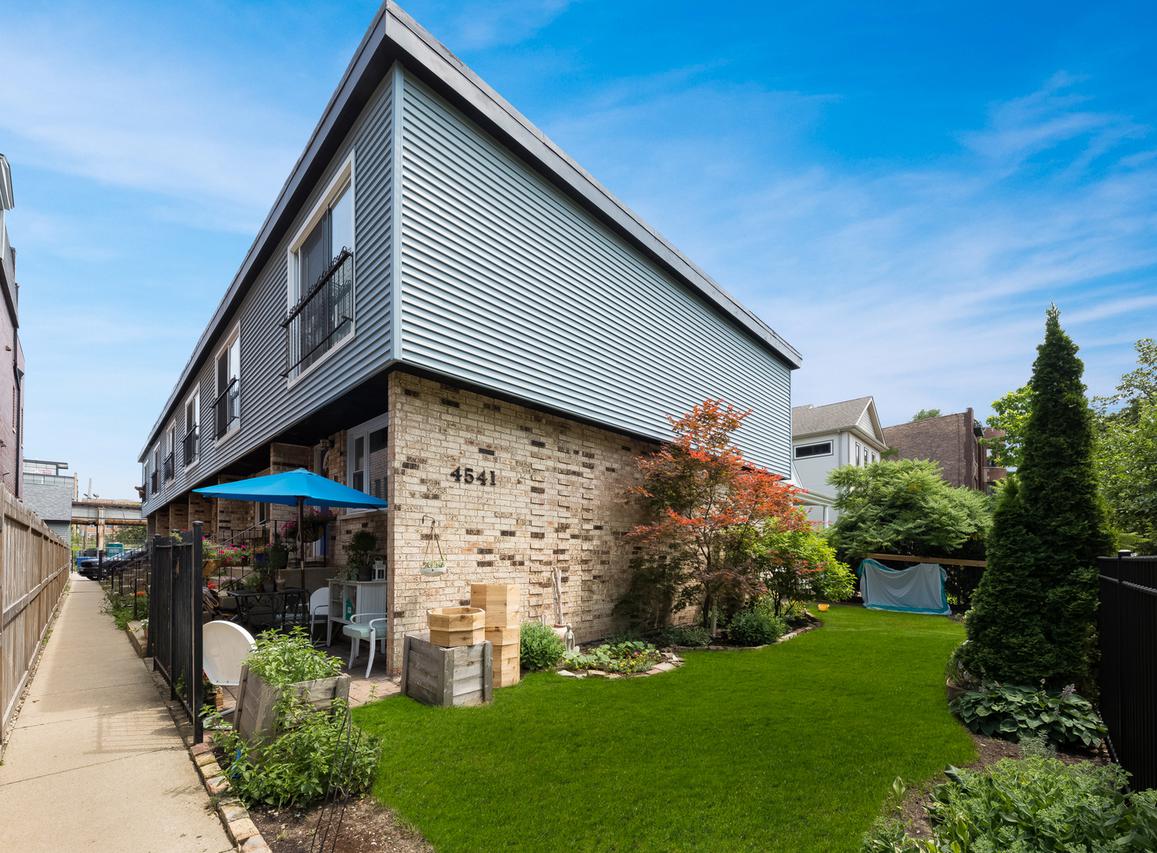 4541 N Wolcott Ave. #C, Chicago, IL 60640