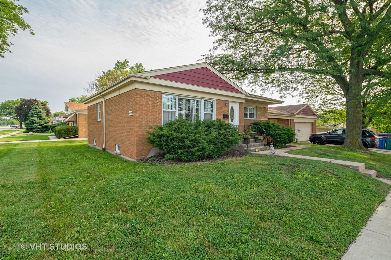 1657 S Wolf Rd., Hillside, IL 60162