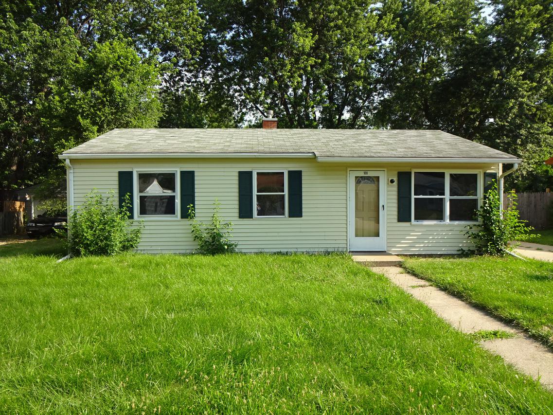 108 Gilbert Ter., Machesney Park, IL 61115