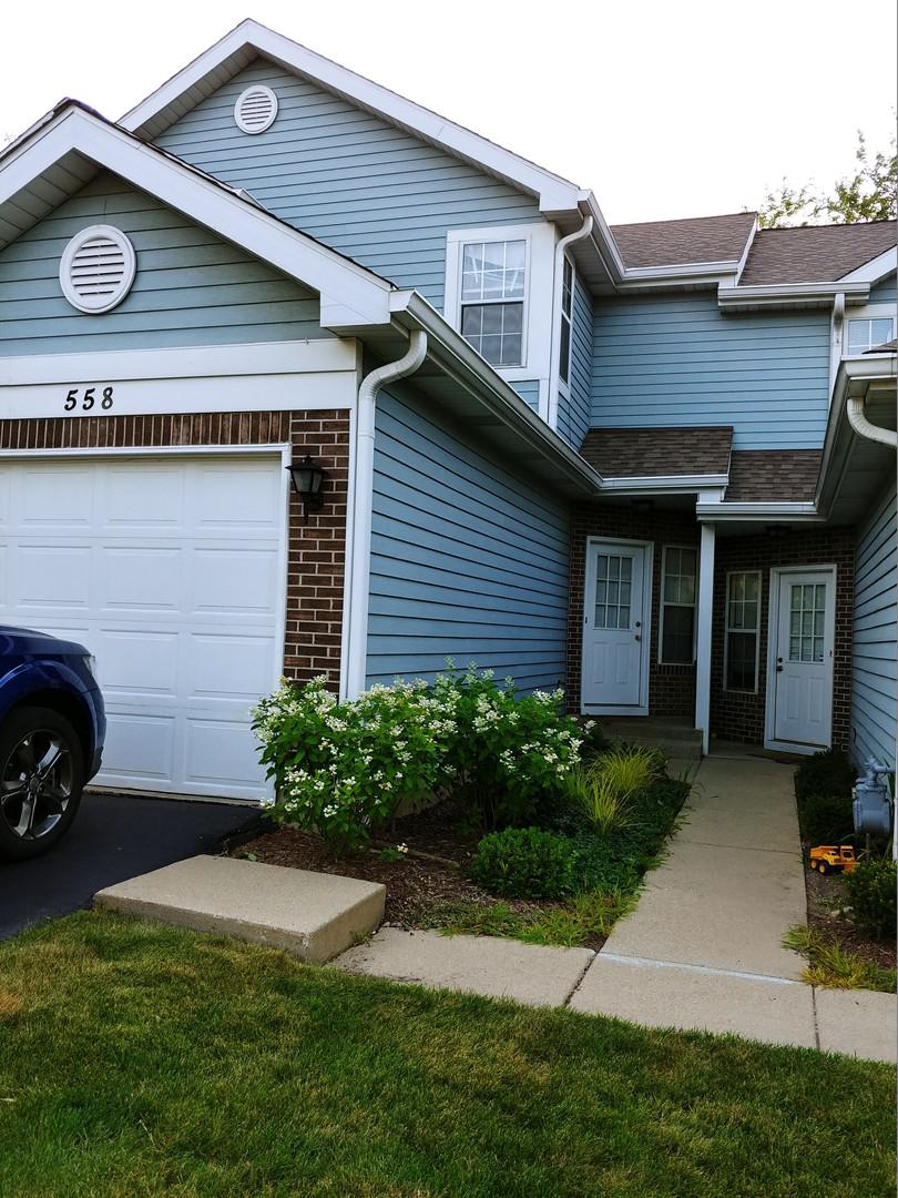 558 Woodcrest Dr., Mundelein, IL 60060