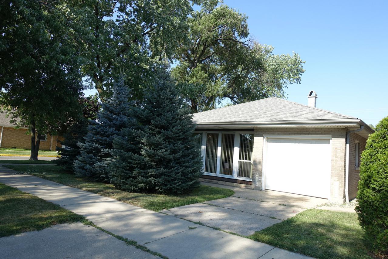 3701 S 54th Ave., Cicero, IL 60804