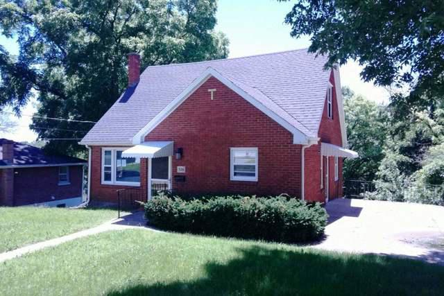 526 Sherwood Ave., East Dubuque, IL 61025