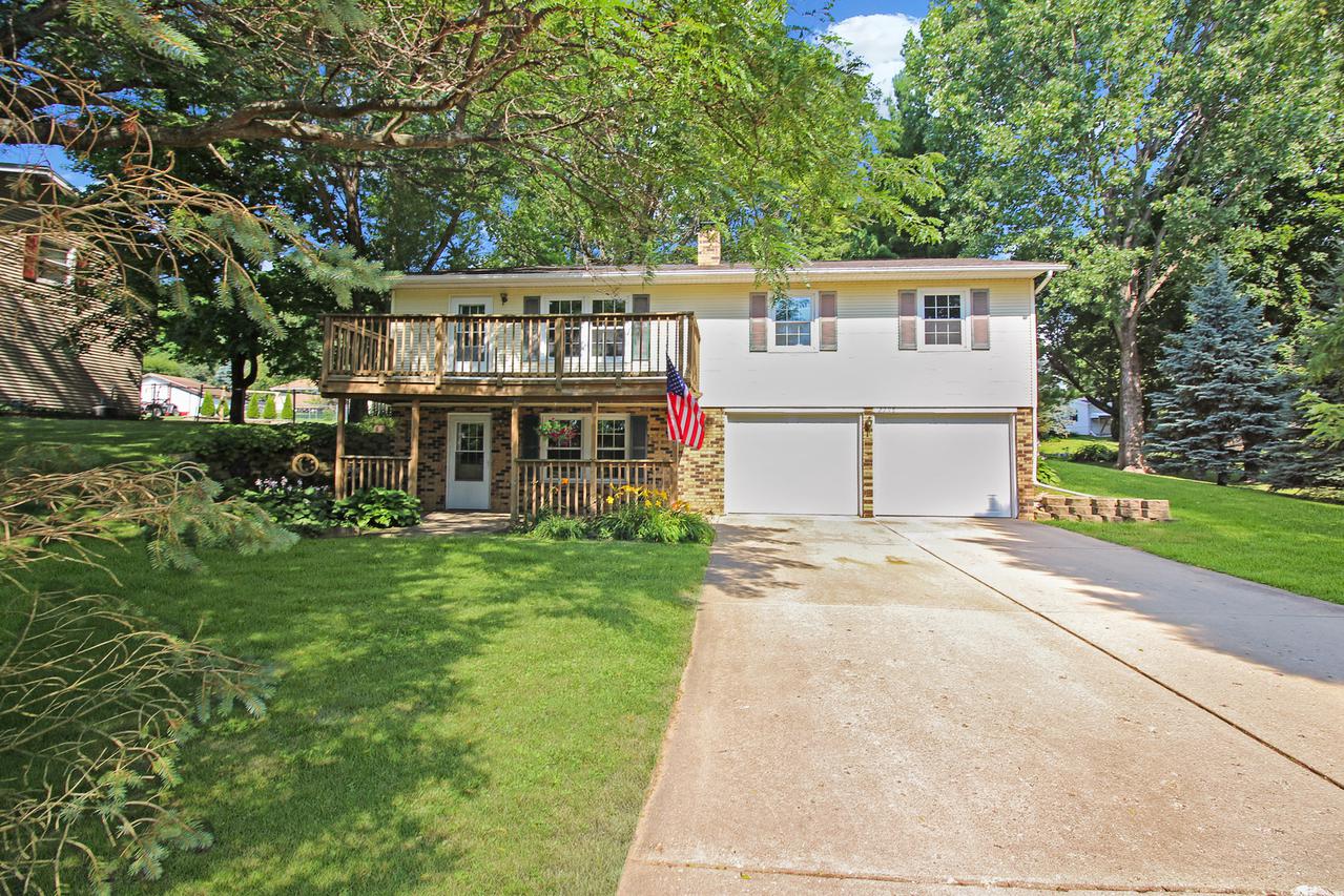 2308 Mallard Dr., Freeport, IL 61032