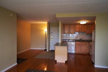 2015 S Finley Rd. #910, Lombard, IL 60148