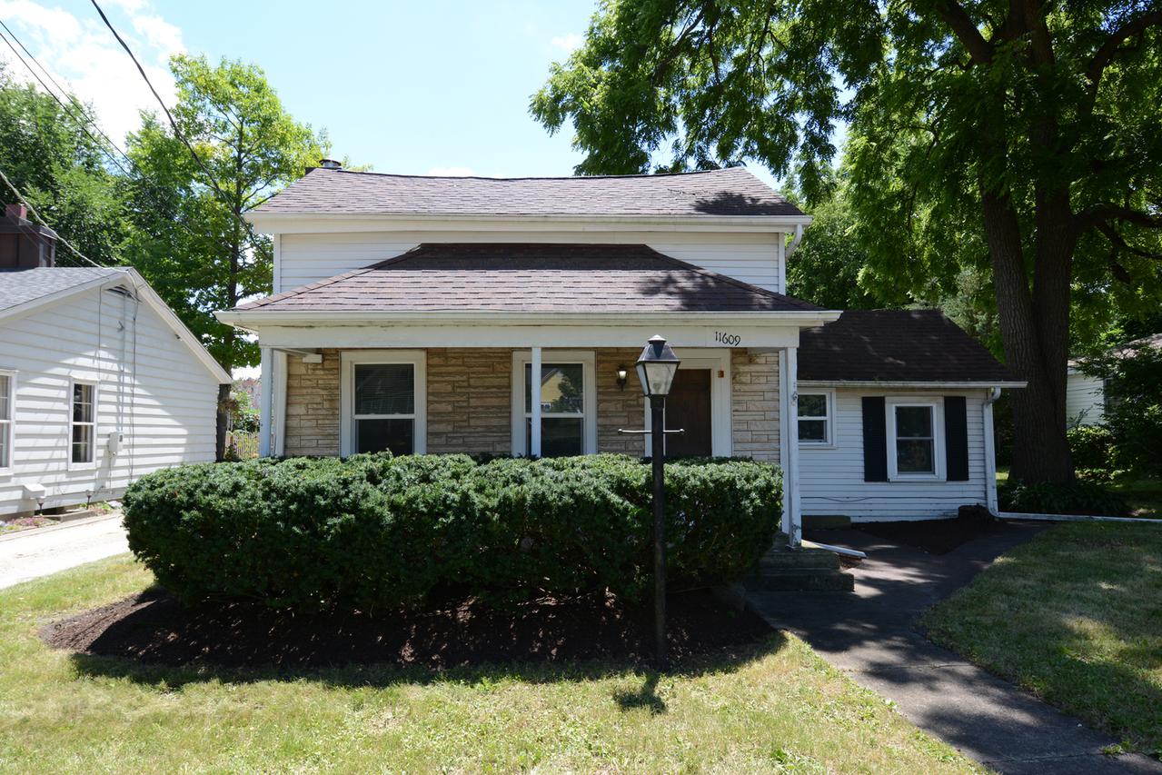 11609 Main St., Huntley, IL 60142