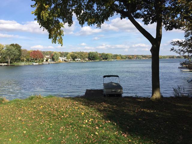 17 Delburne Dr., Lake Summerset, IL 61019