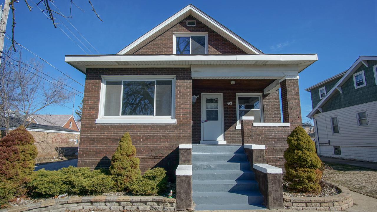 334 153rd St., Calumet City, IL 60409