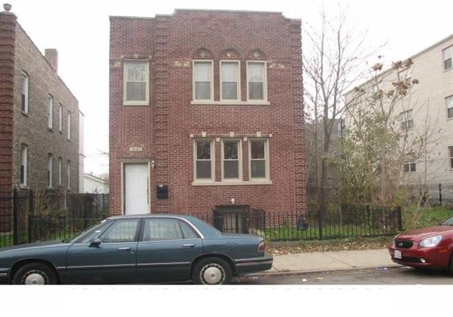 3265 W Warren Blvd., Chicago, IL 60624