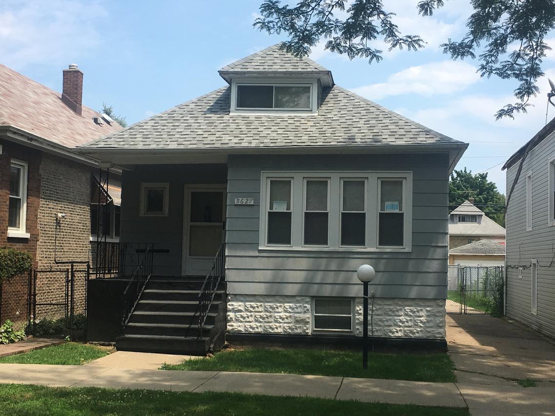 8627 S Colfax Ave., Chicago, IL 60617