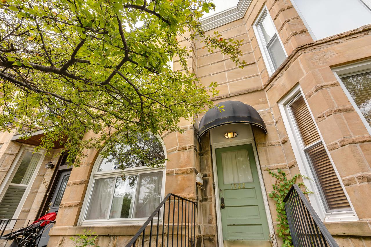 1922 W Wolfram St., Chicago, IL 60657