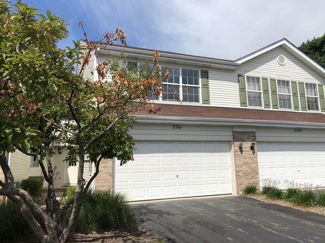 2361 Stoughton Cir., Aurora, IL 60502