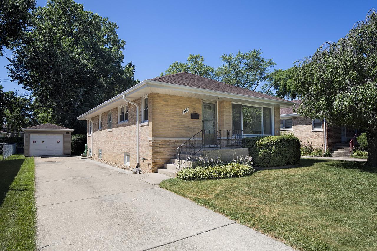 4411 Main St., Skokie, IL 60076